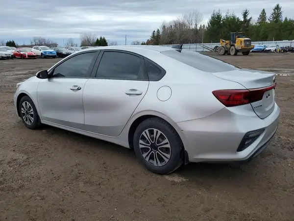 3KPF24AD0KE036598 2019 KIA FORTE - Image 2