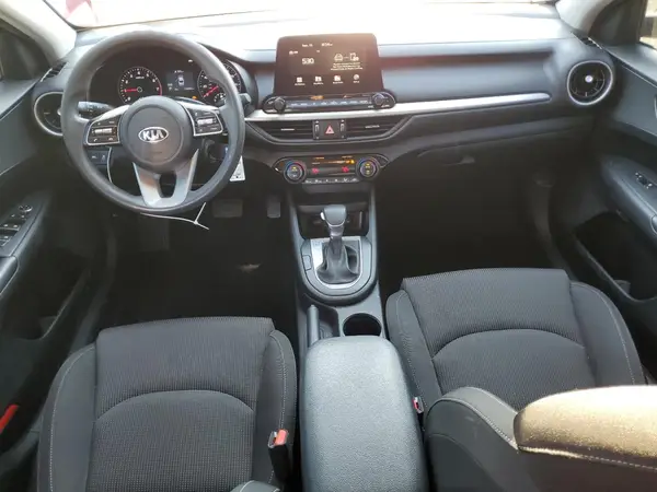 3KPF24AD0KE037184 2019 KIA FORTE - Image 8
