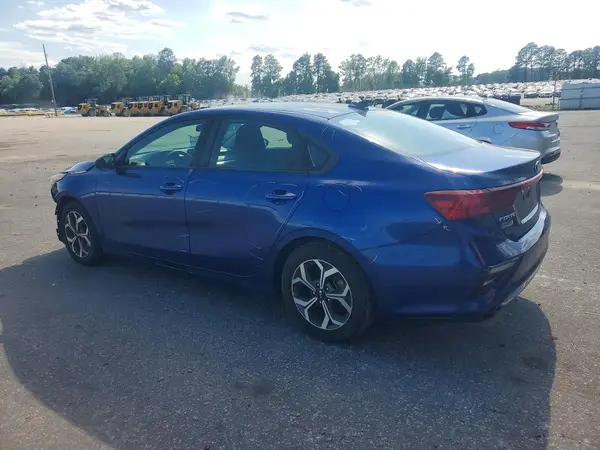 3KPF24AD0KE040411 2019 KIA FORTE - Image 2