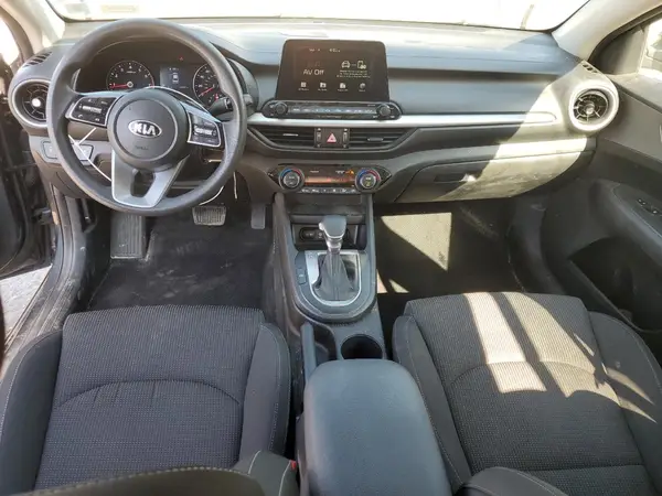 3KPF24AD0KE042840 2019 KIA FORTE - Image 8