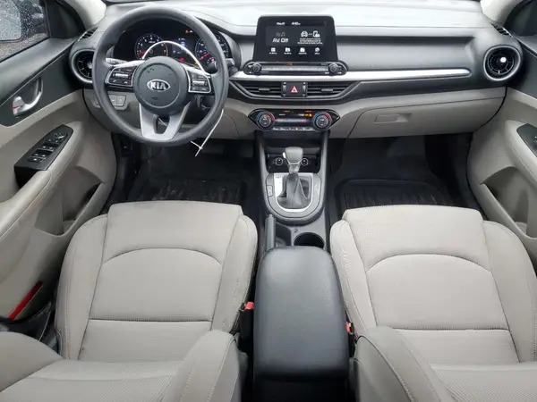 3KPF24AD0KE045849 2019 KIA FORTE - Image 8