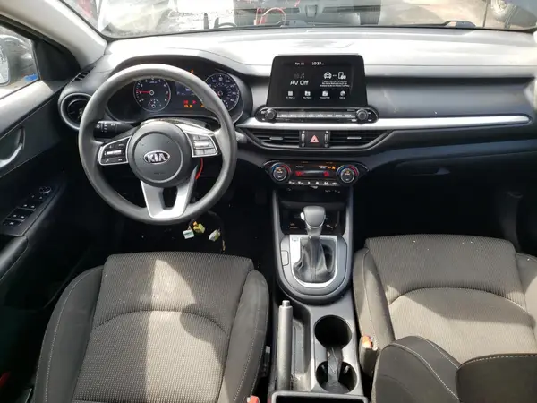3KPF24AD0KE046130 2019 KIA FORTE - Image 8