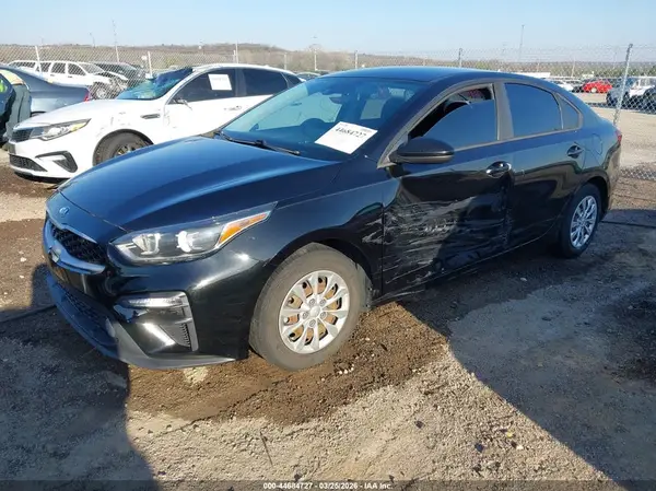 3KPF24AD0KE048153 2019 KIA FORTE - Image 2