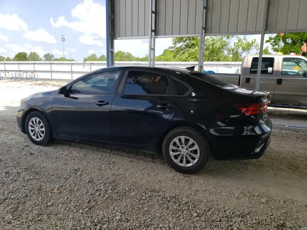 3KPF24AD0KE048539 2019 KIA FORTE - Image 2