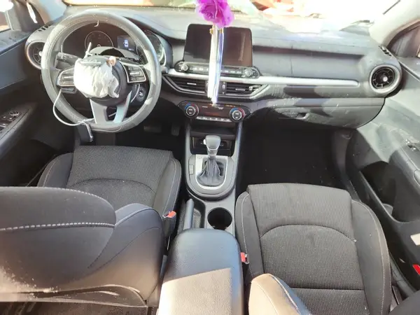 3KPF24AD0KE048900 2019 KIA FORTE - Image 8