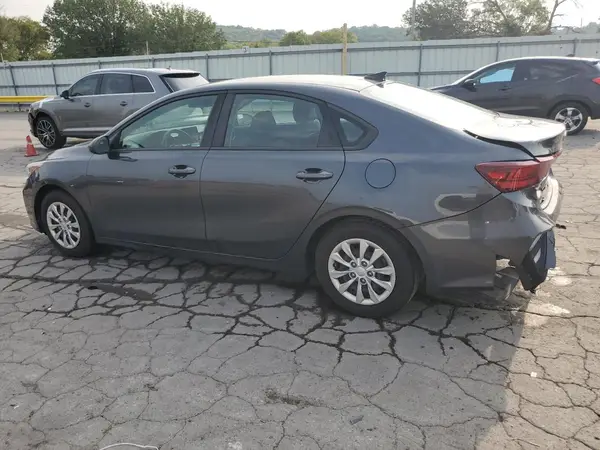 3KPF24AD0KE050887 2019 KIA FORTE - Image 2