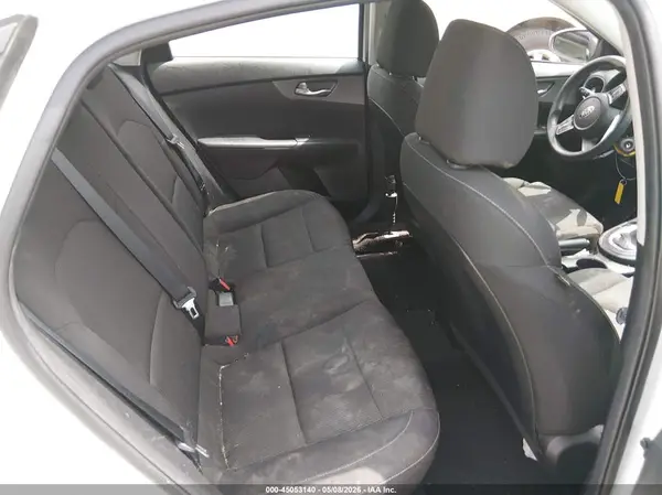 3KPF24AD0KE051697 2019 KIA FORTE - Image 8