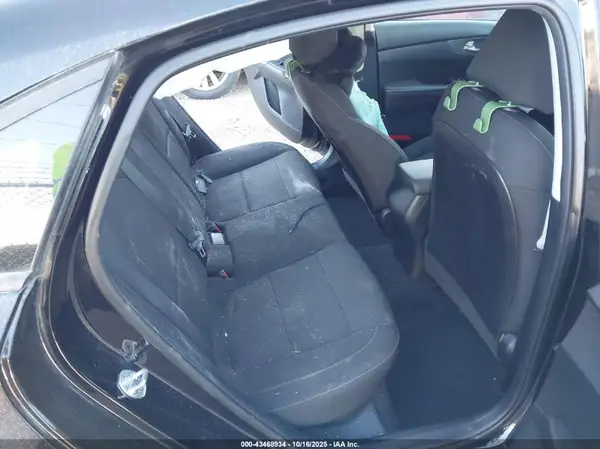 3KPF24AD0KE052946 2019 KIA FORTE - Image 8