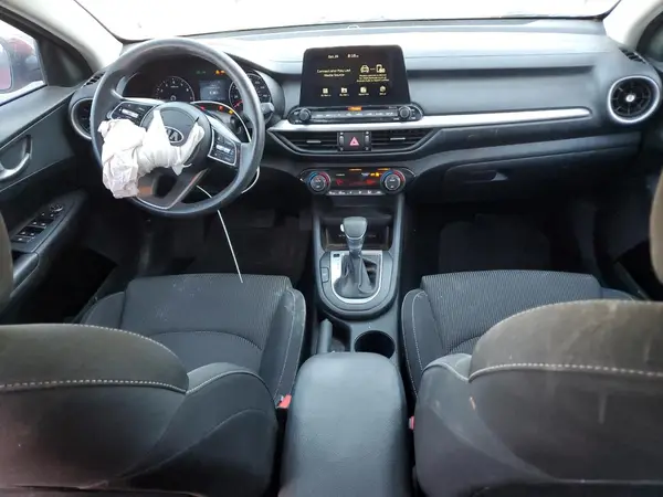3KPF24AD0KE056219 2019 KIA FORTE - Image 8