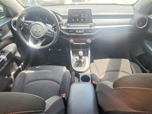 3KPF24AD0KE057693 2019 KIA FORTE - Image 8