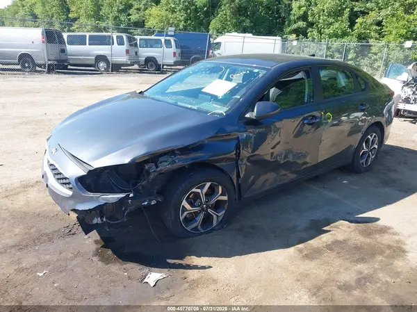 3KPF24AD0KE058844 2019 KIA FORTE - Image 2