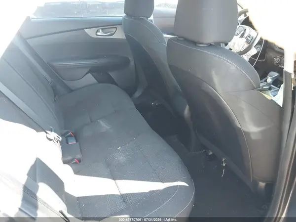 3KPF24AD0KE058844 2019 KIA FORTE - Image 8
