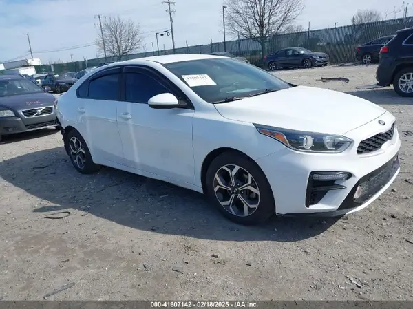 3KPF24AD0KE061792 2019 KIA FORTE - Image 1