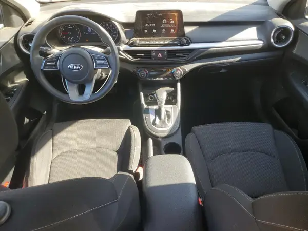 3KPF24AD0KE061856 2019 KIA FORTE - Image 8