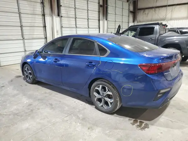 3KPF24AD0KE063669 2019 KIA FORTE - Image 2