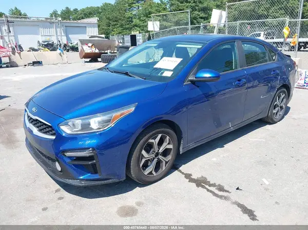 3KPF24AD0KE063798 2019 KIA FORTE - Image 2
