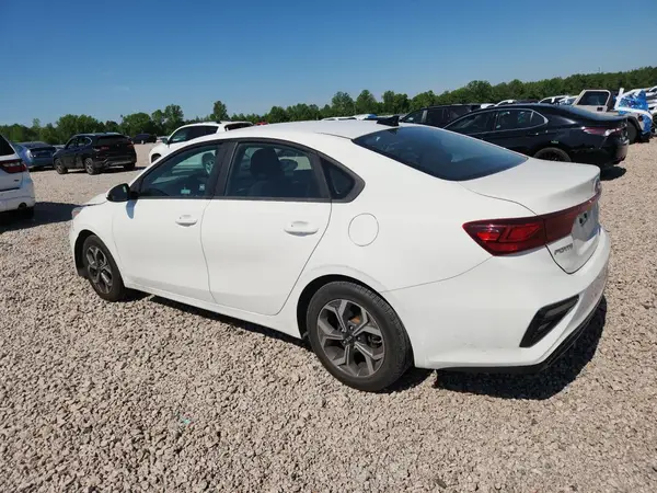 3KPF24AD0KE065759 2019 KIA FORTE - Image 2