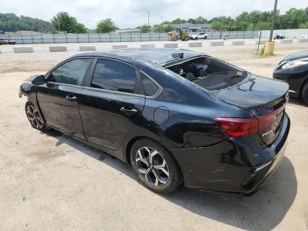 3KPF24AD0KE066300 2019 KIA FORTE - Image 2
