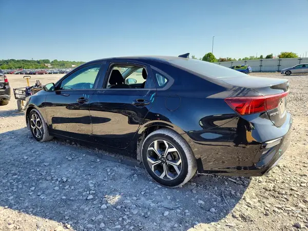 3KPF24AD0KE067270 2019 KIA FORTE - Image 2