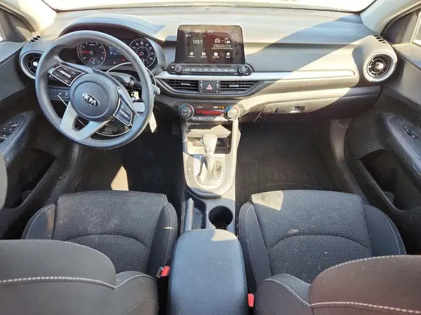 3KPF24AD0KE067270 2019 KIA FORTE - Image 8