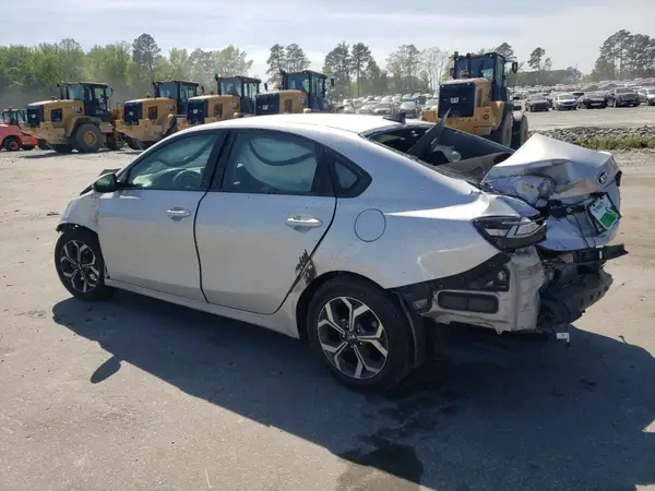 3KPF24AD0KE067592 2019 KIA FORTE - Image 2