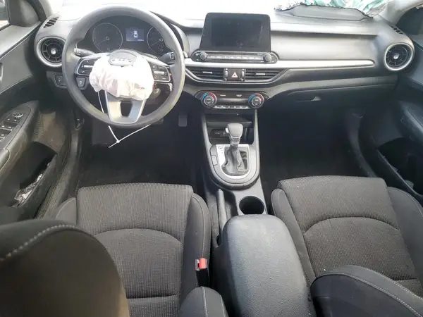 3KPF24AD0KE072419 2019 KIA FORTE - Image 8