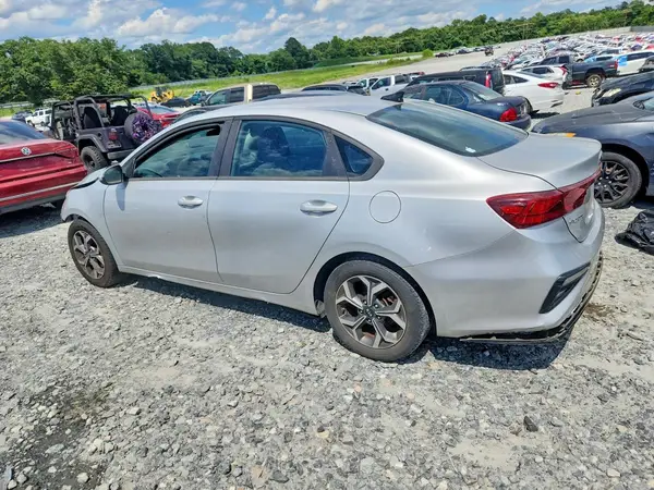 3KPF24AD0KE074378 2019 KIA FORTE - Image 2