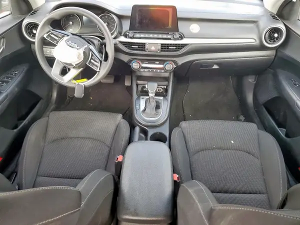 3KPF24AD0KE075157 2019 KIA FORTE - Image 8