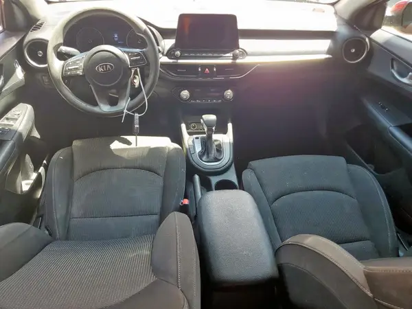 3KPF24AD0KE075918 2019 KIA FORTE - Image 8