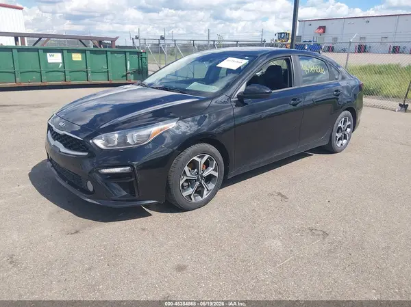 3KPF24AD0KE076194 2019 KIA FORTE - Image 2