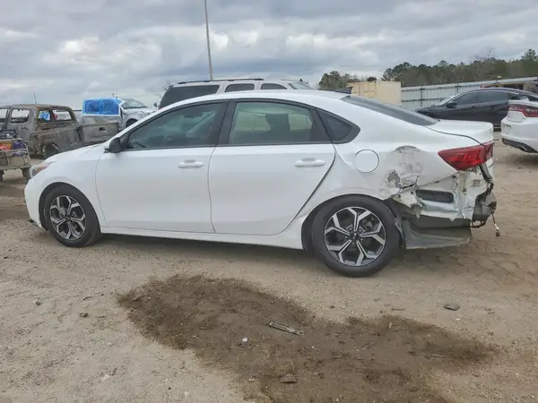 3KPF24AD0KE078835 2019 KIA FORTE - Image 2