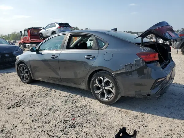 3KPF24AD0KE080875 2019 KIA FORTE - Image 2