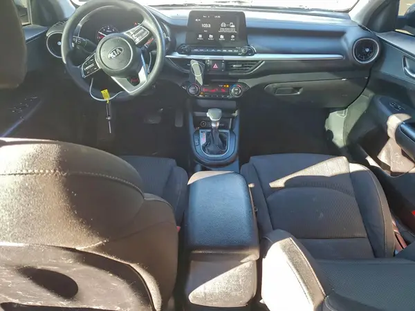 3KPF24AD0KE083646 2019 KIA FORTE - Image 8
