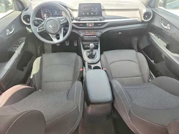 3KPF24AD0KE088362 2019 KIA FORTE - Image 8