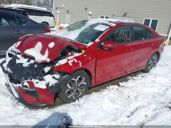 3KPF24AD0KE089009 2019 KIA FORTE - Image 2