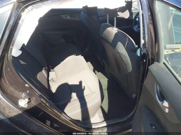 3KPF24AD0KE094128 2019 KIA FORTE - Image 8