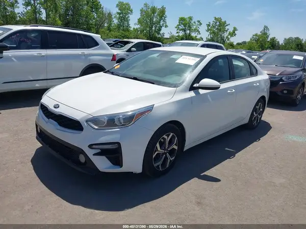 3KPF24AD0KE094274 2019 KIA FORTE - Image 2