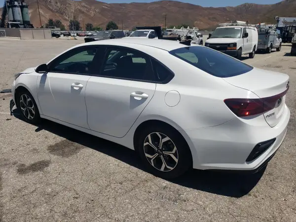 3KPF24AD0KE094887 2019 KIA FORTE - Image 2