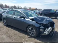 3KPF24AD0KE095571 2019 KIA FORTE