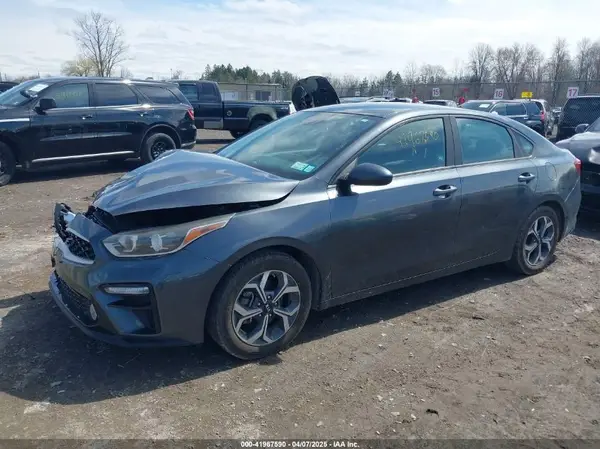 3KPF24AD0KE095571 2019 KIA FORTE - Image 2