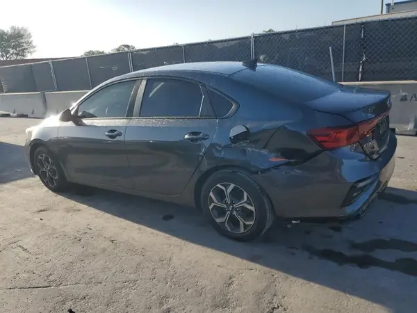 3KPF24AD0KE099118 2019 KIA FORTE - Image 2