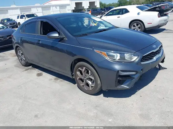 3KPF24AD0KE099202 2019 KIA FORTE - Image 1