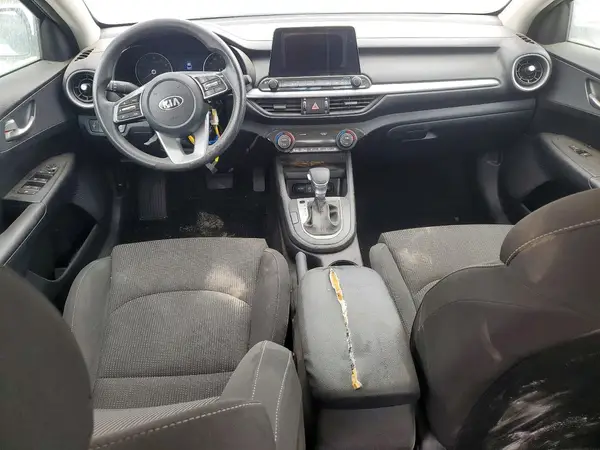 3KPF24AD0KE102177 2019 KIA FORTE - Image 8