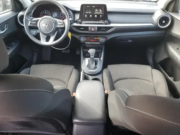 3KPF24AD0KE102504 2019 KIA FORTE - Image 8