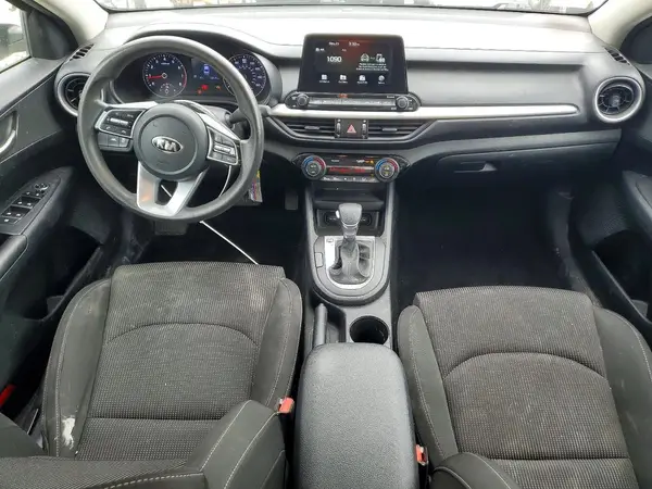 3KPF24AD0KE104236 2019 KIA FORTE - Image 8
