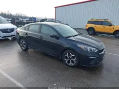 3KPF24AD0KE104866 2019 KIA FORTE