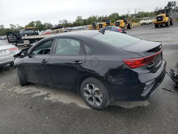 3KPF24AD0KE107105 2019 KIA FORTE - Image 2