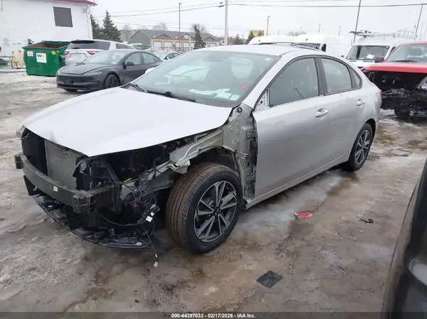 3KPF24AD0KE107170 2019 KIA FORTE - Image 2