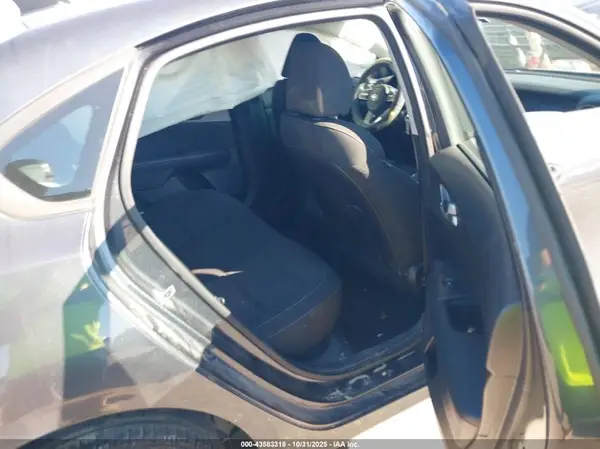 3KPF24AD0KE109369 2019 KIA FORTE - Image 8