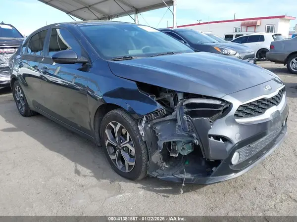 3KPF24AD0KE109615 2019 KIA FORTE - Image 1